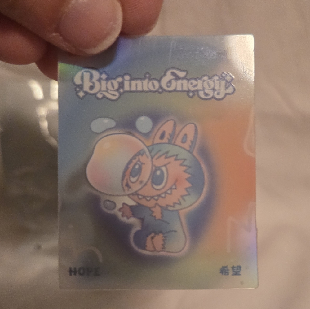 100% Authentic 🔋 Pop Mart Big Into Energy Phone Charm